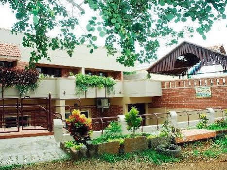Tulips Homestay Mysore Exterior photo